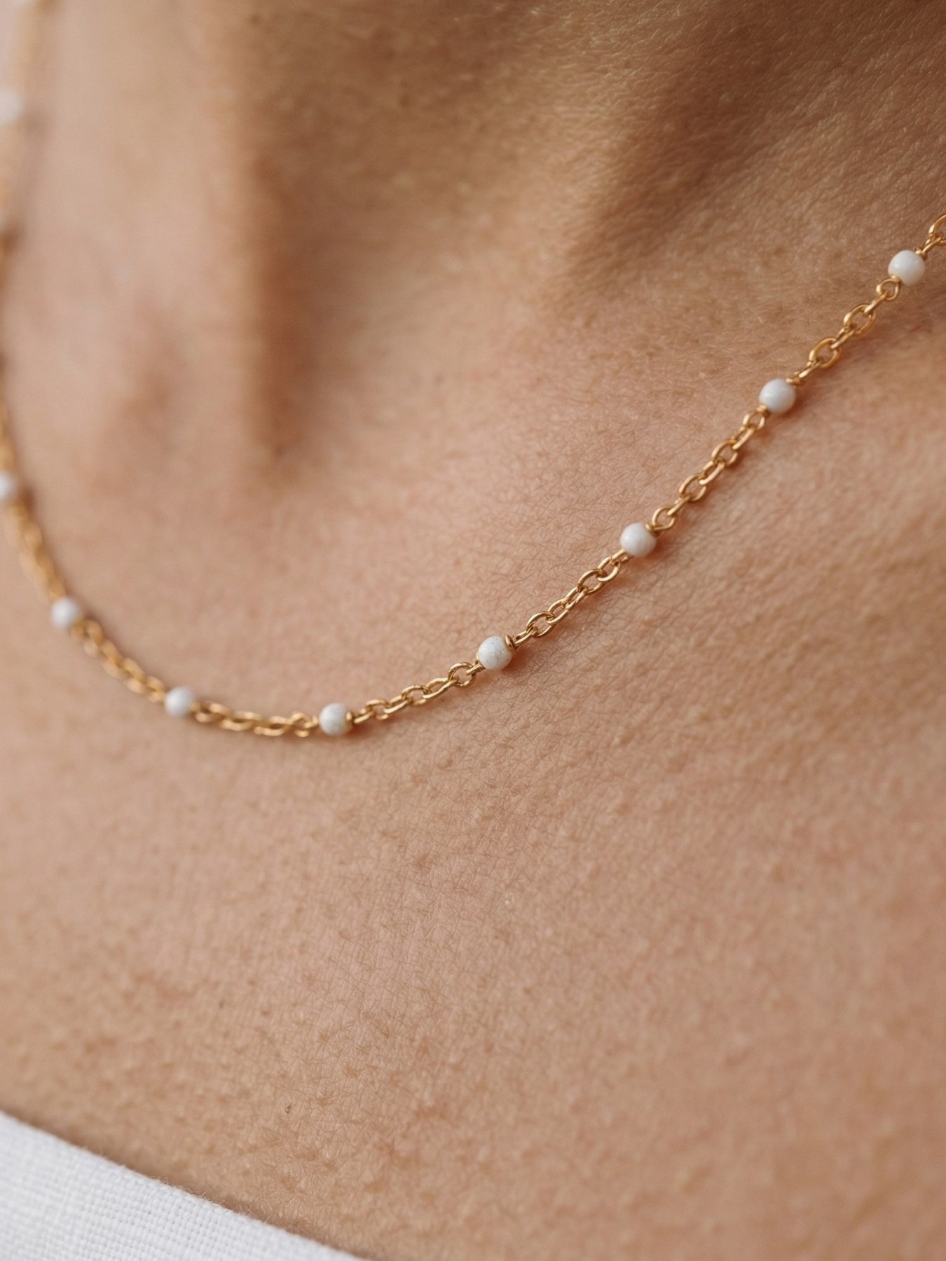 Blanc à perles - Collier