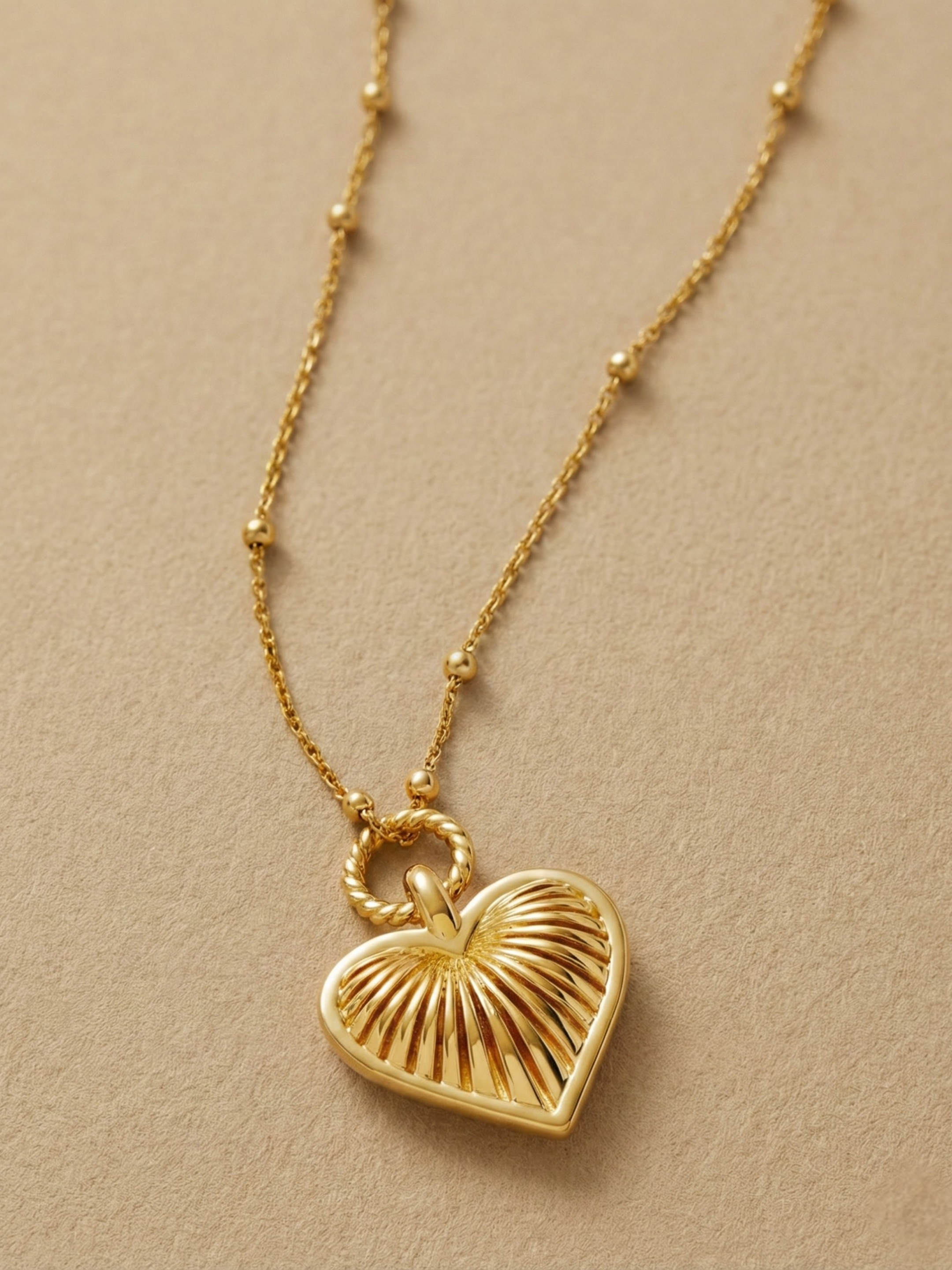 Héritage Cœur Rayonnant - Collier